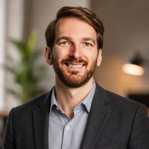 Portrait of Dan Hedges